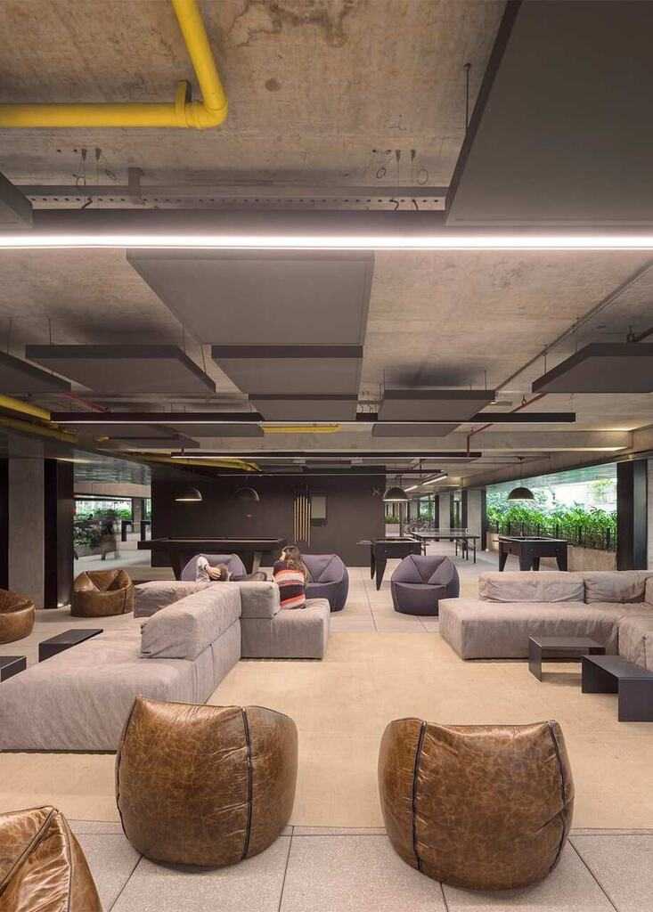 interior de ambiente corporativo Une, da Idea Zarvos