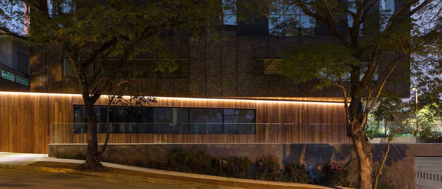Fachada do empreendimento misto Lacerda