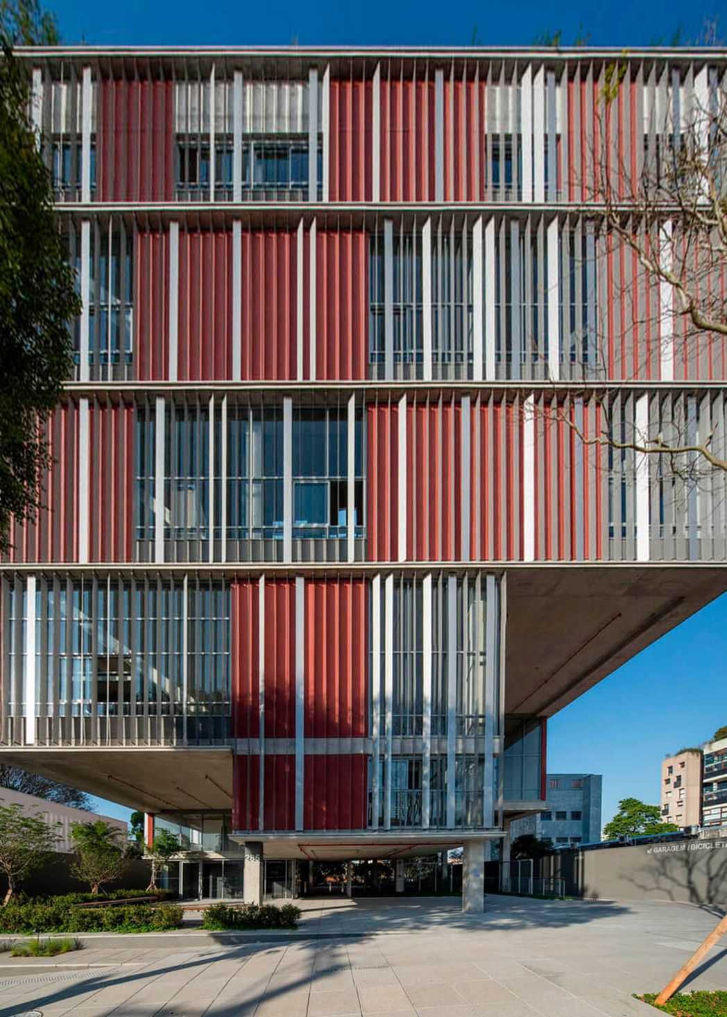 Fachada do edifício POP +