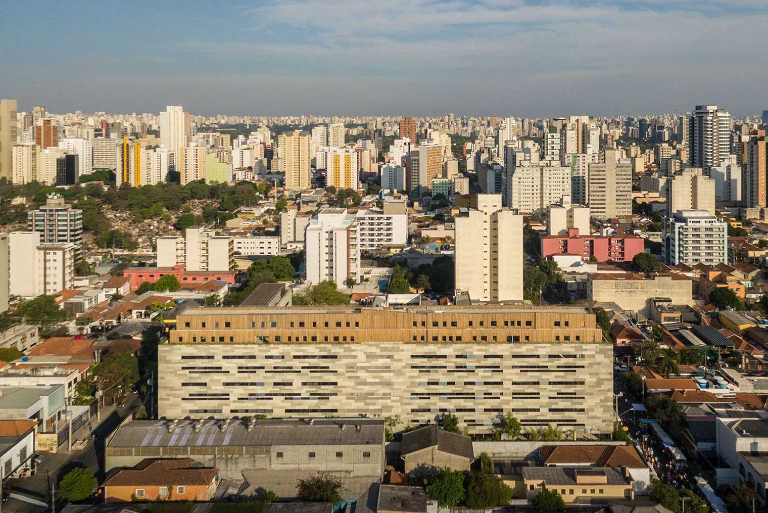 Fachada do edifício Mix 422