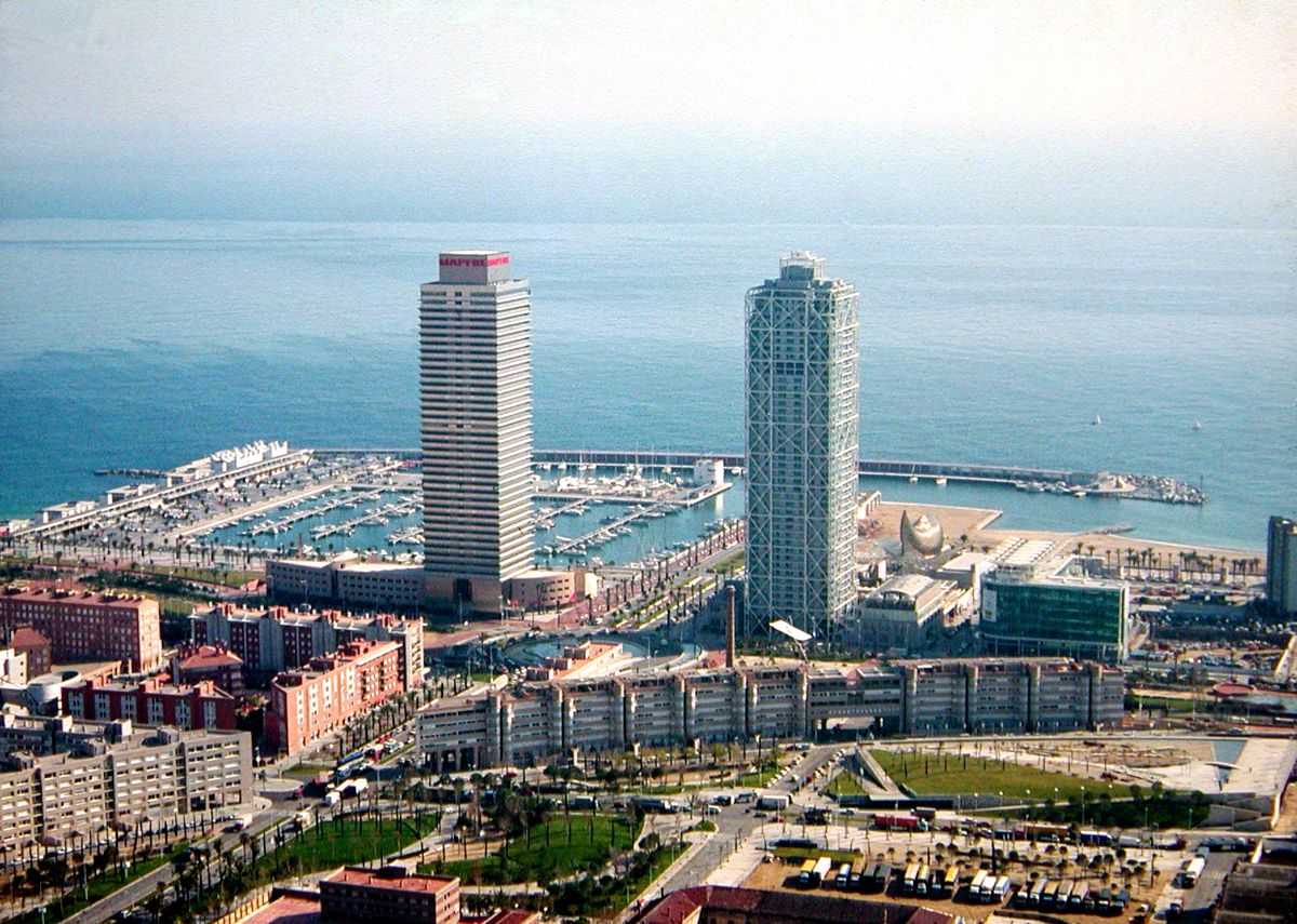 Vila Olímpica em Barcelona | Foto: World Architects