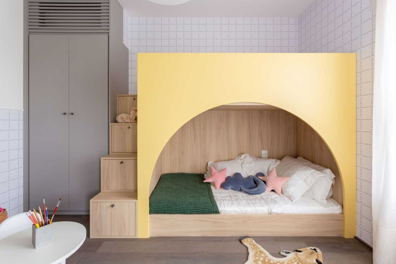 Quarto em apartamento decorado Nido